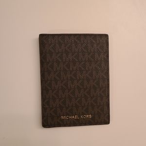 Michael Kors Passport Cover